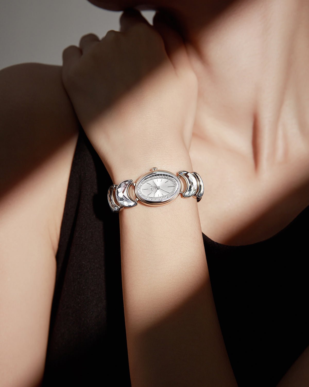 Luna Moon-Shaped Crystals Bracelet Watch - Silver - Image 3 Luna Moon-Shaped Crystals Bracelet Watch - Silver - Image 3