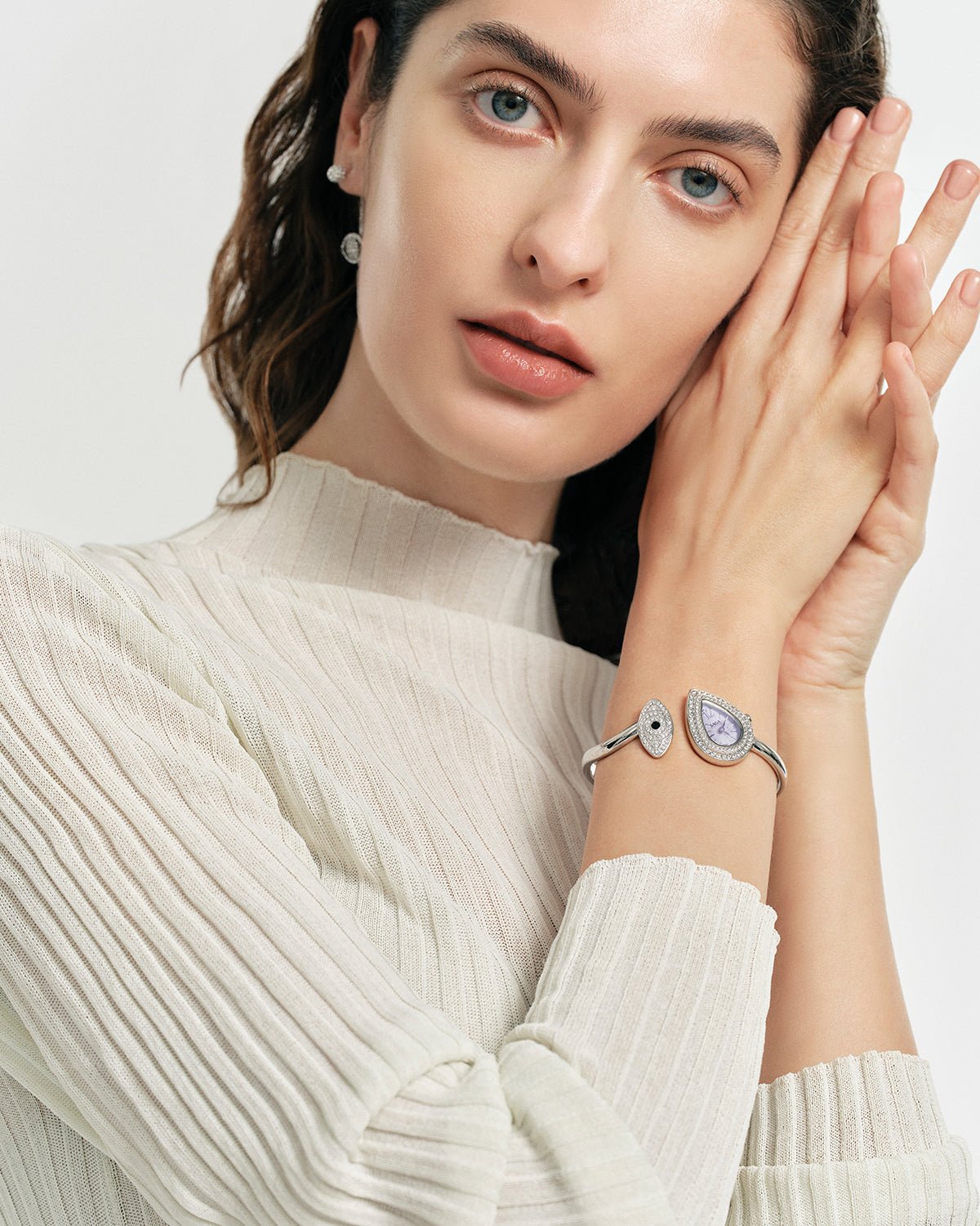 SAGA Angel's Eye Crystal Bracelet Watch — Silver White - Image 3
