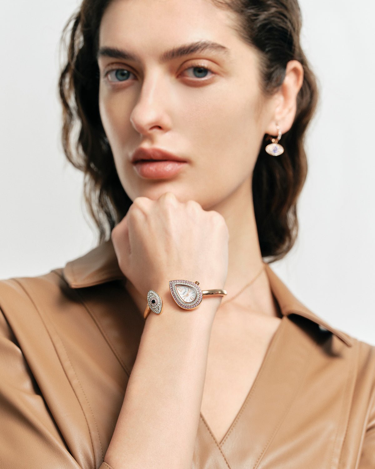 SAGA Angel's Eye Crystal Bracelet Watch — Rose Pink - Image 5