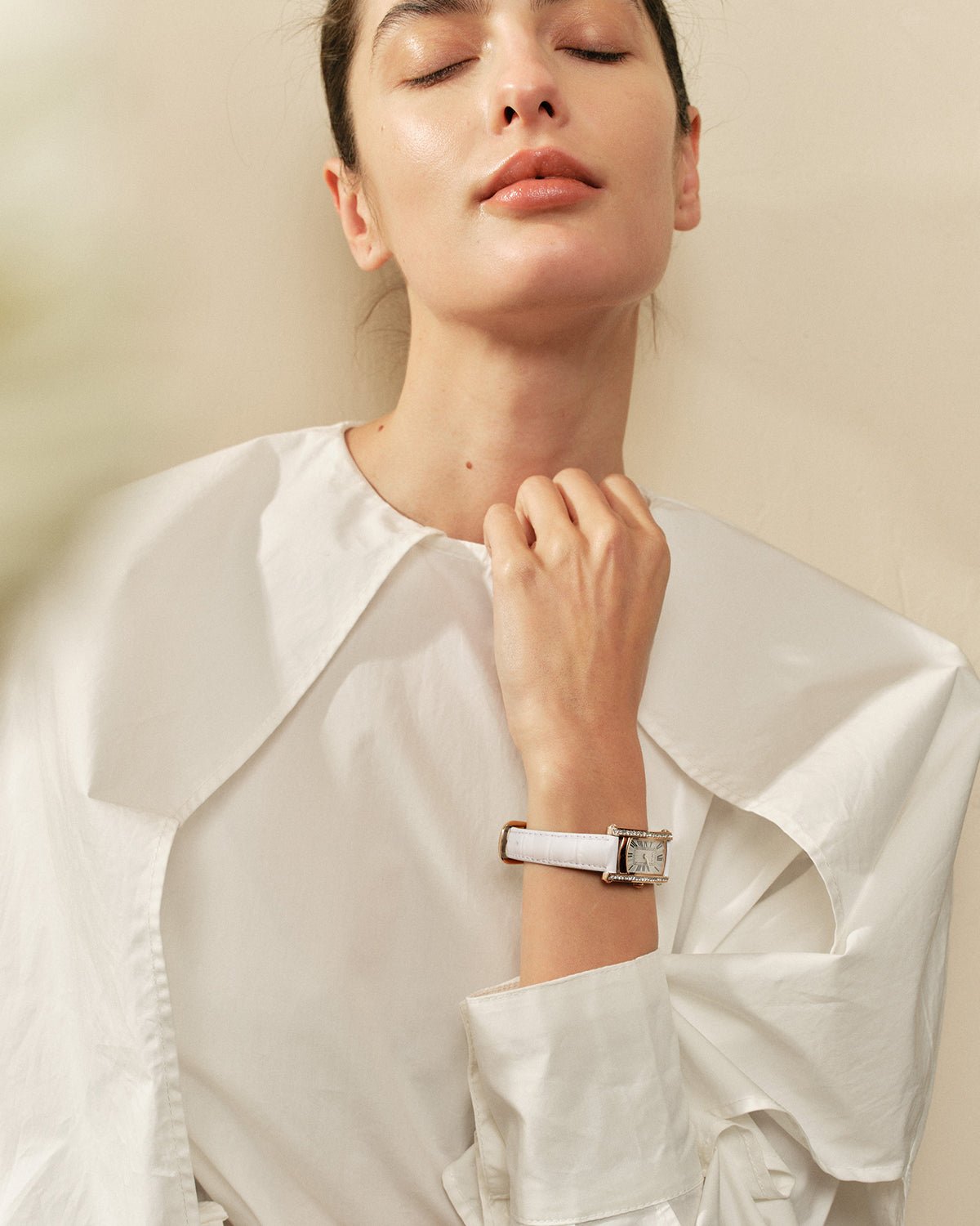 Classic Square Crystal Watch Rose Gold - Image 4 Classic Square Crystal Watch Rose Gold - Image 4