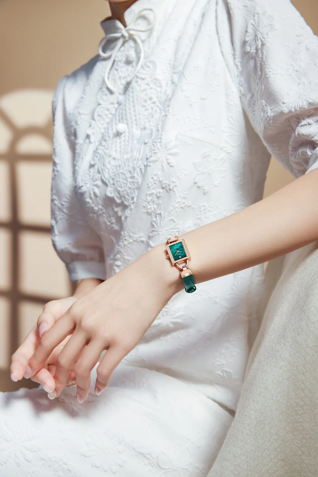 SAGA Stella MOP Diamond Watch – Rose Gold & Emerald Green – SAGA watch at Wristorie SAGA Stella MOP Diamond Watch – Rose Gold & Emerald Green – SAGA watch at Wristorie