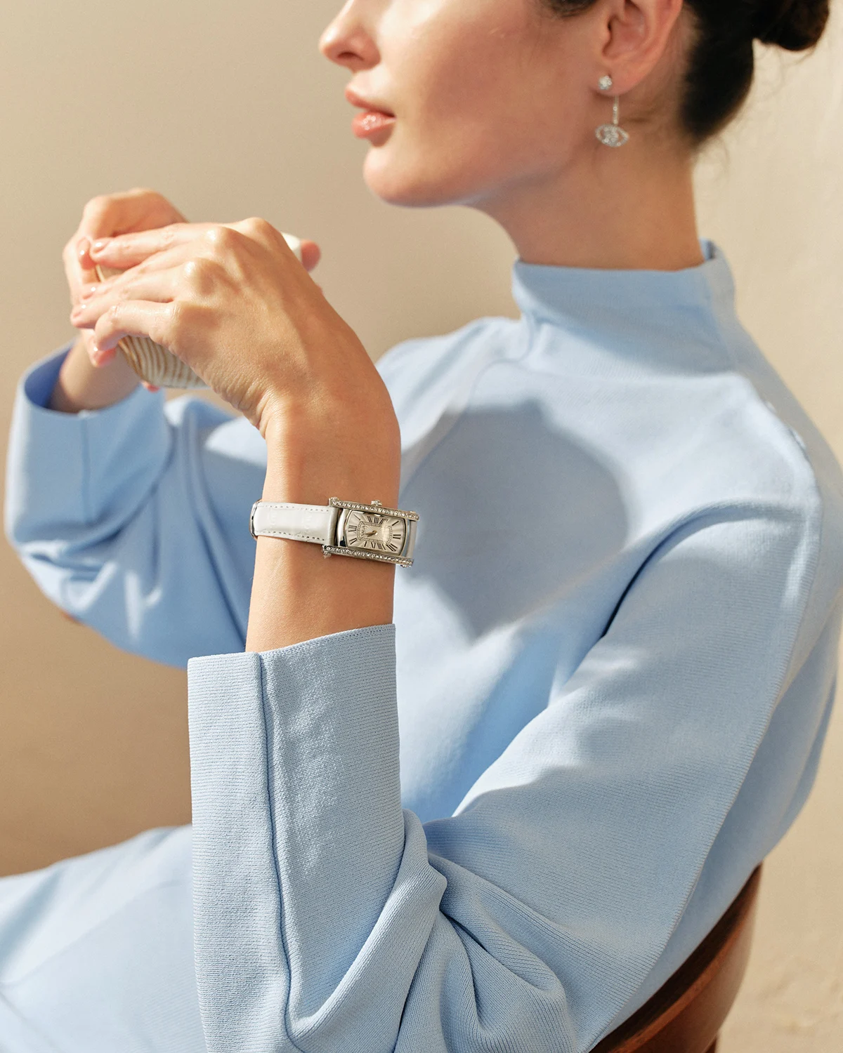 Classic Square Crystal Watch Silver White - Image 4 Classic Square Crystal Watch Silver White - Image 4